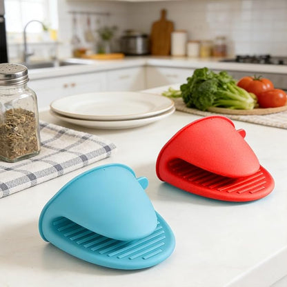4 PCS Silicone Oven Mitts Heat Resistant Mini Oven Gloves
