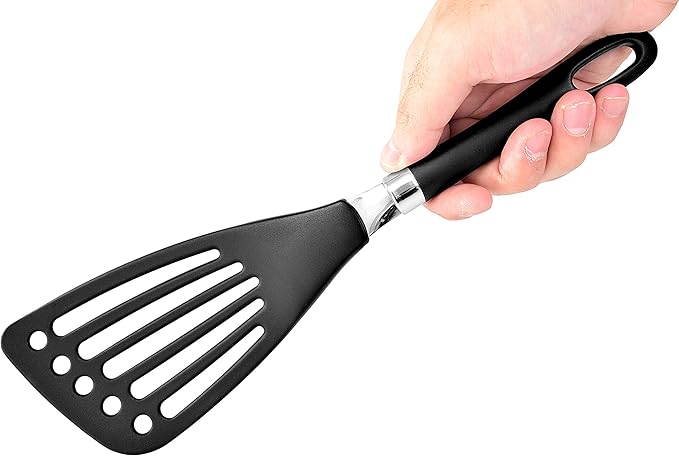 Seki Japan Right Handed Nylon Spatula Wide Thin Slotted Turner Kitchen Utensils