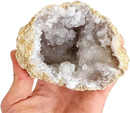 Break Your Own XL Geodes Kit for Kids – 3–4 Large Natural Crystal Geodes (3.5–4.5”) with Magnifying Glass & Learning Guide – STEM Science Rock Kit – Gift-Ready Educational Set for Kids Ages 6–12