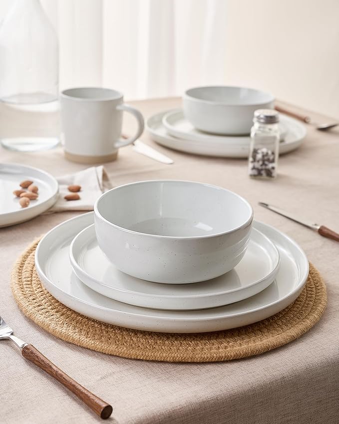 Famiware Milkyway Dinnerware Set with Mugs, Service for 4 (16pcs), Ribbed Stoneware Plates and Bowls Dishes Sets - Chip & Scratch Resistant, Microwave & Dishwasher Safe, White