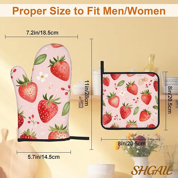 Strawberry Daisy Pattern Oven Gloves and Hot Pads Set