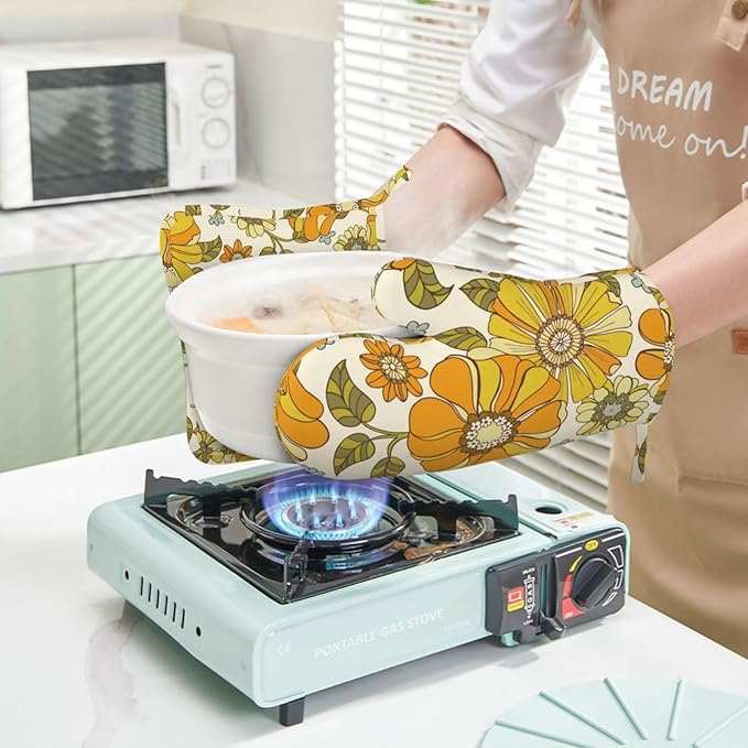 Retro 70s Style Flower Oven Mitts and Pot Holders Sets Silicone Kitchen Mitts