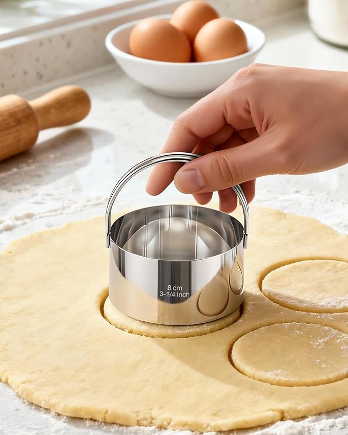Biscuit Cutter Set with Handle, 5 Piece Stainless Steel Round Cookie Cutter Tool