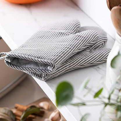 4Pcs Oven Mitts and Pot Holders, Heat Resistant Oven Mitts Set