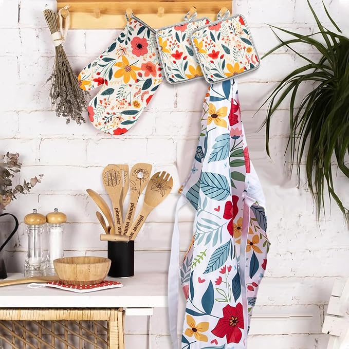8 Pcs Kitchen Stuff Accessories Include 5 Cute Wooden Spoons & 1 Floral Kitchen