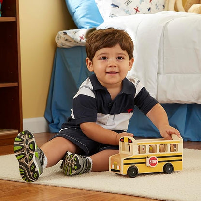 Melissa & Doug School Bus Wooden Play Set with 7 Play Figures