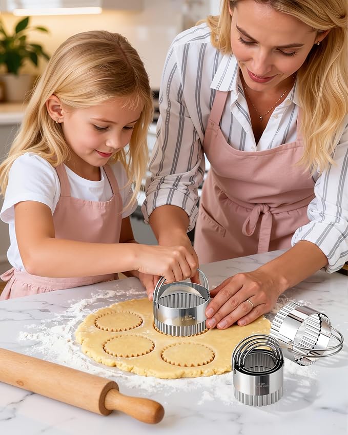 Biscuit Cutter Set with Handle, 5 Piece Stainless Steel Fluted Round Cookie