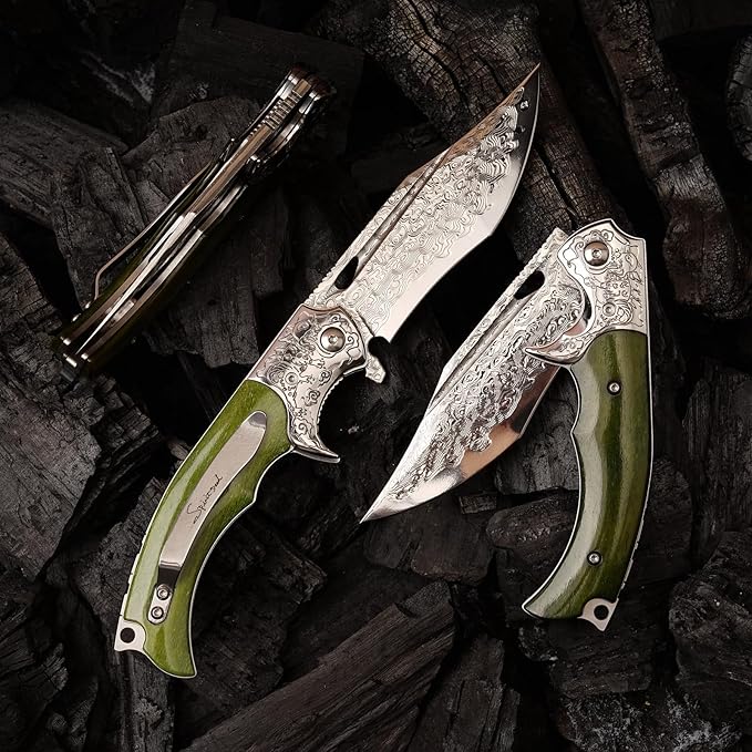 Damascus Steel Folding Knife, 3.6 '' VG10 Sandwich Damascus Steel bone Handle with Pocket Clip, for Camping and Travel EDC