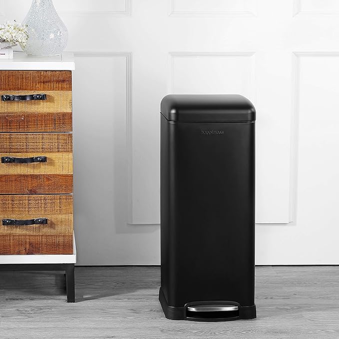 happimess HPM1007B Betty Retro 8-Gallon Step-Open Trash Can